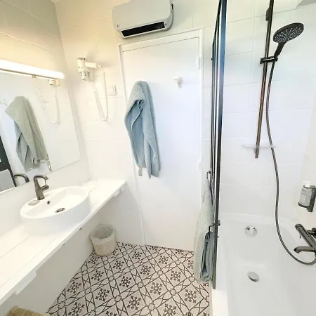 Blanc Sable Hotel 3*