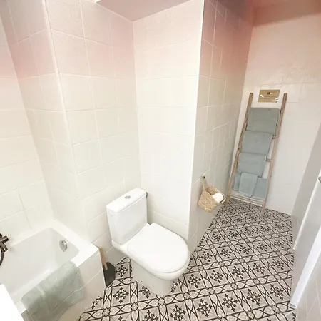 Hotell Blanc Sable Golfe-Juan