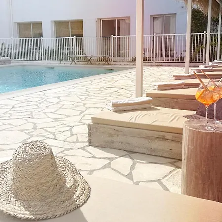 Blanc Sable Hotell 3*